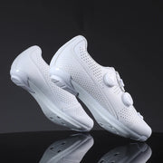LEYINLIN cycling shoes - worn on foot