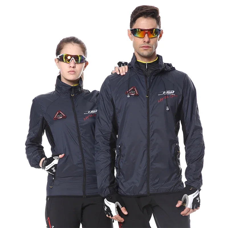 Reflective waterproof cycling jacket in black