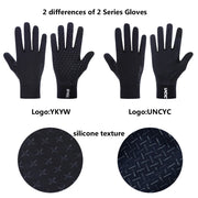YKYWBIKE winter cycling gloves - worn on hand